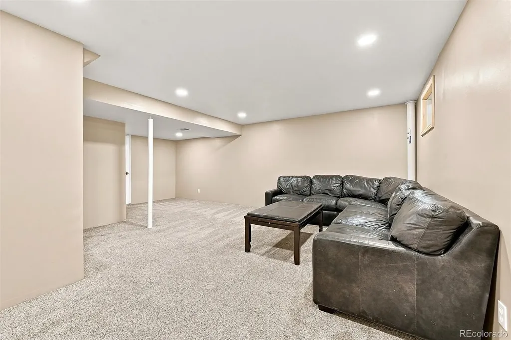 2822 E 117th Court Denver CO 80233