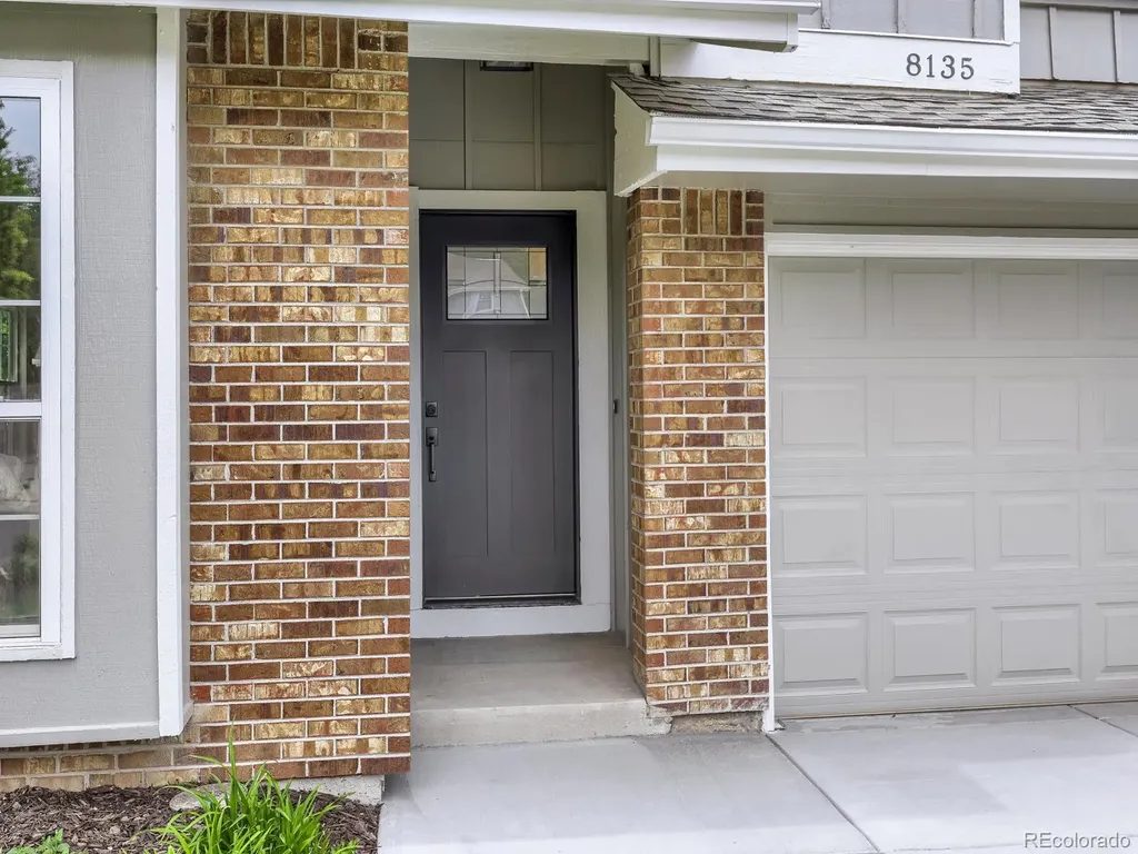 8135 S Syracuse Street Centennial CO 80112