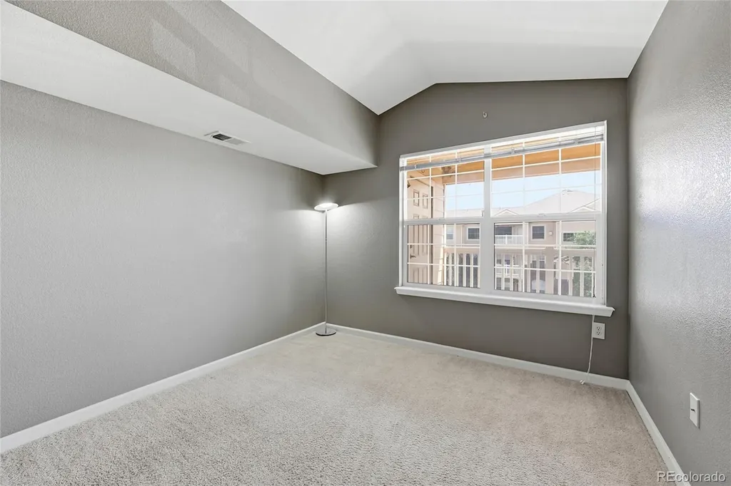 5755 N Genoa Way Aurora CO 80019