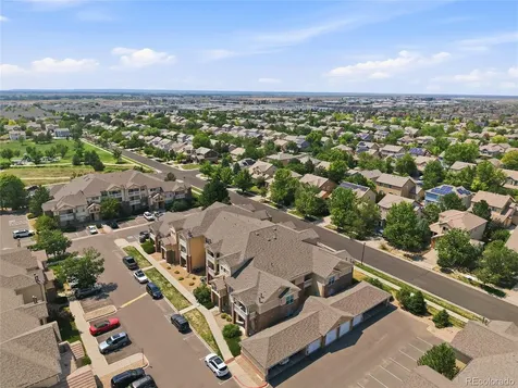 5755 N Genoa Way Aurora CO 80019