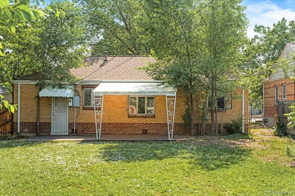 3715 Ames Street Wheat Ridge CO 80212