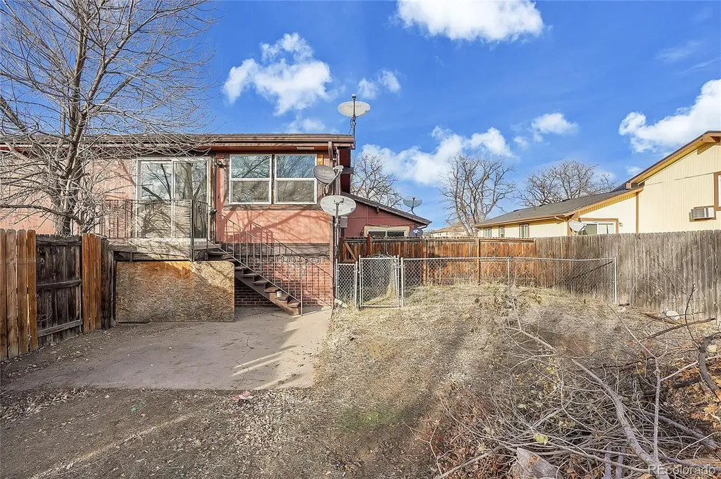 16432 E 13th Place Aurora CO 80011