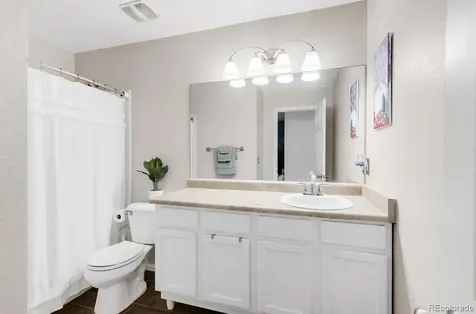 571 S Mobile Place Aurora CO 80017