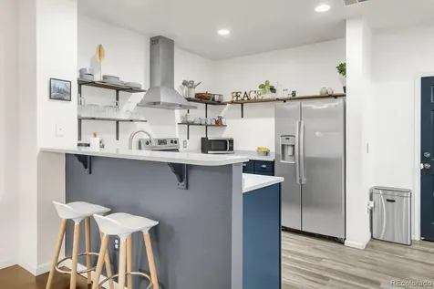 571 S Mobile Place Aurora CO 80017