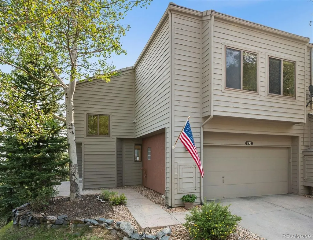792 Chimney Creek Drive Golden CO 80401