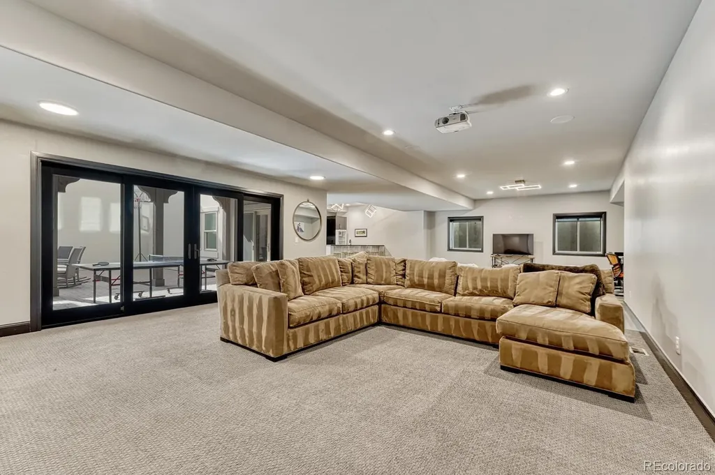 9486 E Winding Hill Avenue Lone Tree CO 80124