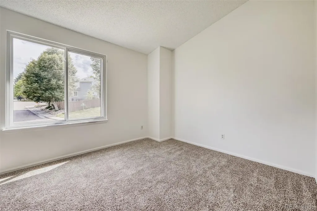 936 Summer Drive Highlands Ranch CO 80126