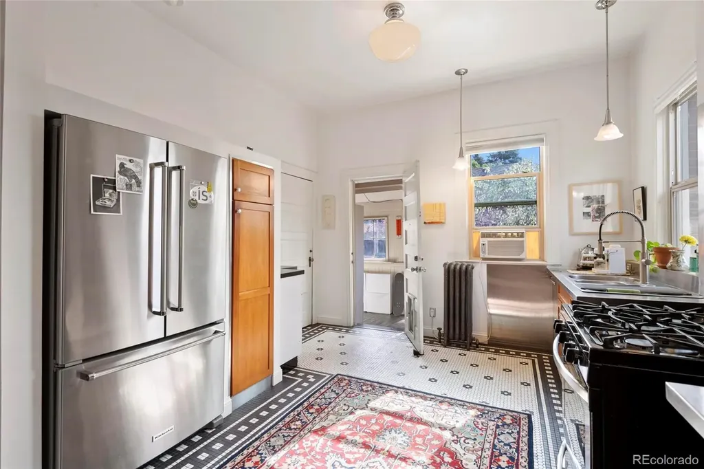 328 S Lincoln Street Denver CO 80209