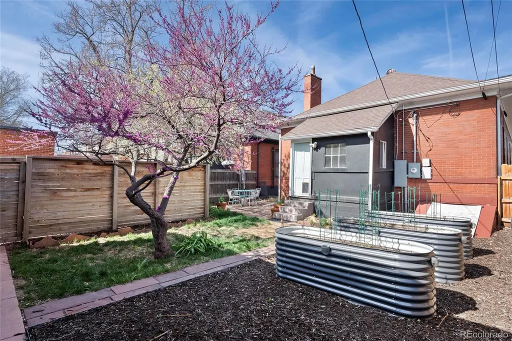 328 S Lincoln Street Denver CO 80209