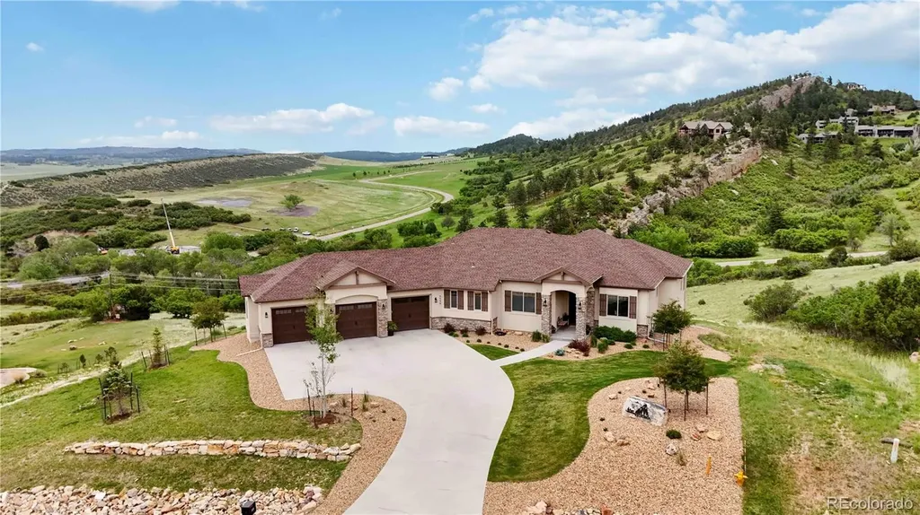 5330 Country Club Drive Larkspur CO 80118