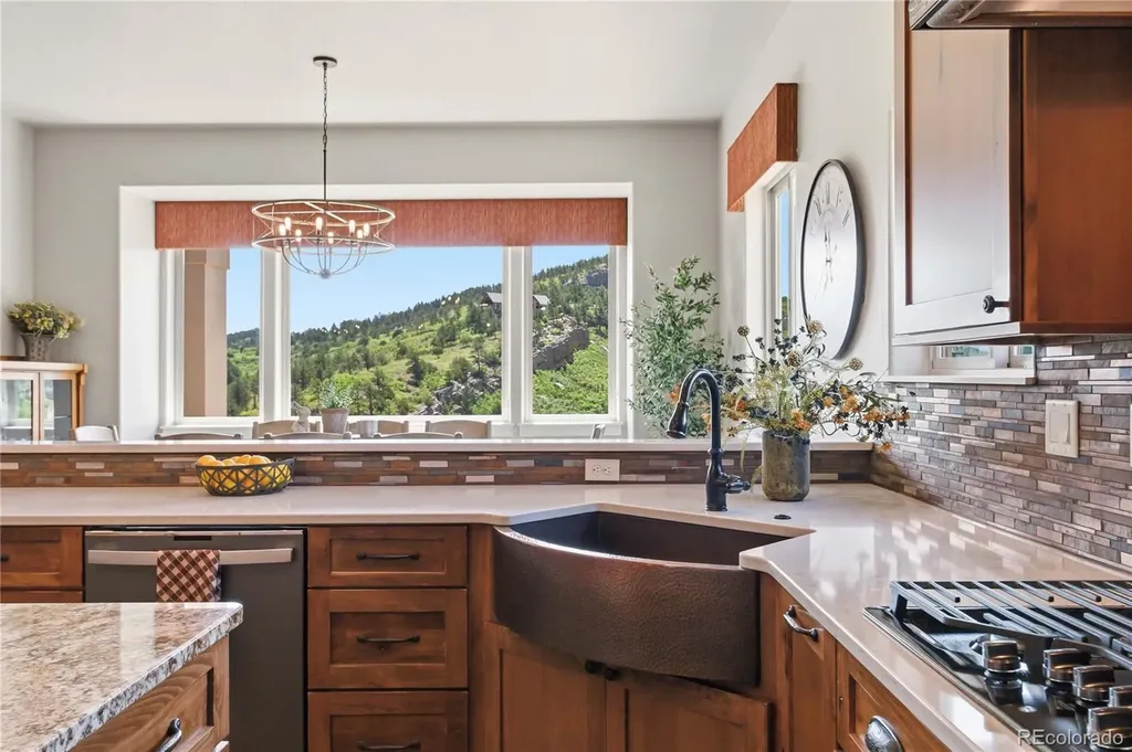 5330 Country Club Drive Larkspur CO 80118