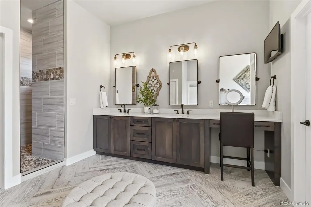 5330 Country Club Drive Larkspur CO 80118