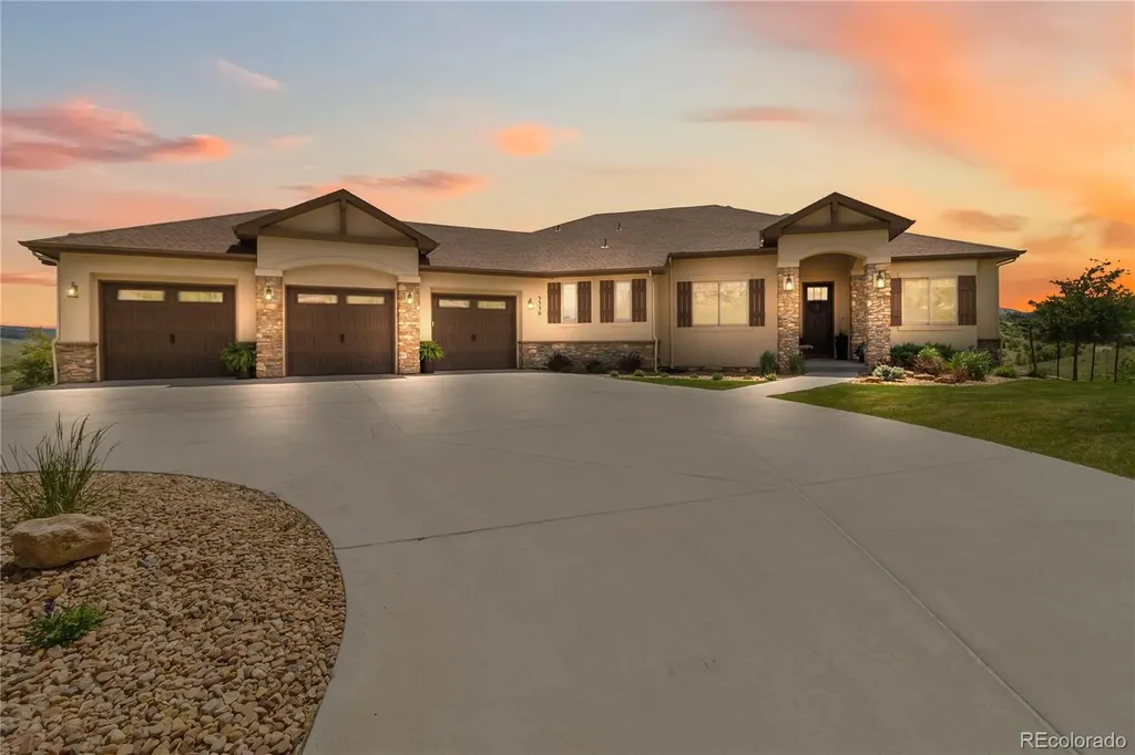 5330 Country Club Drive Larkspur CO 80118