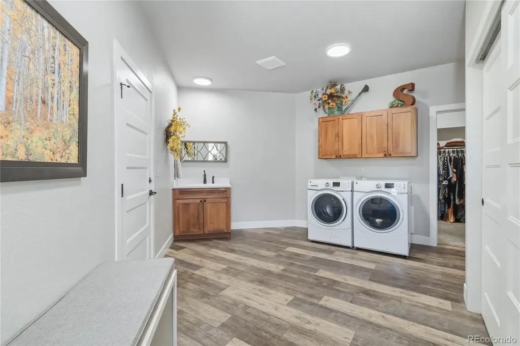 5330 Country Club Drive Larkspur CO 80118