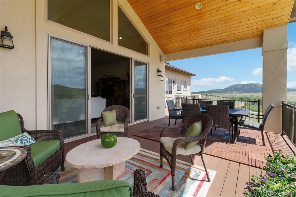 5330 Country Club Drive Larkspur CO 80118