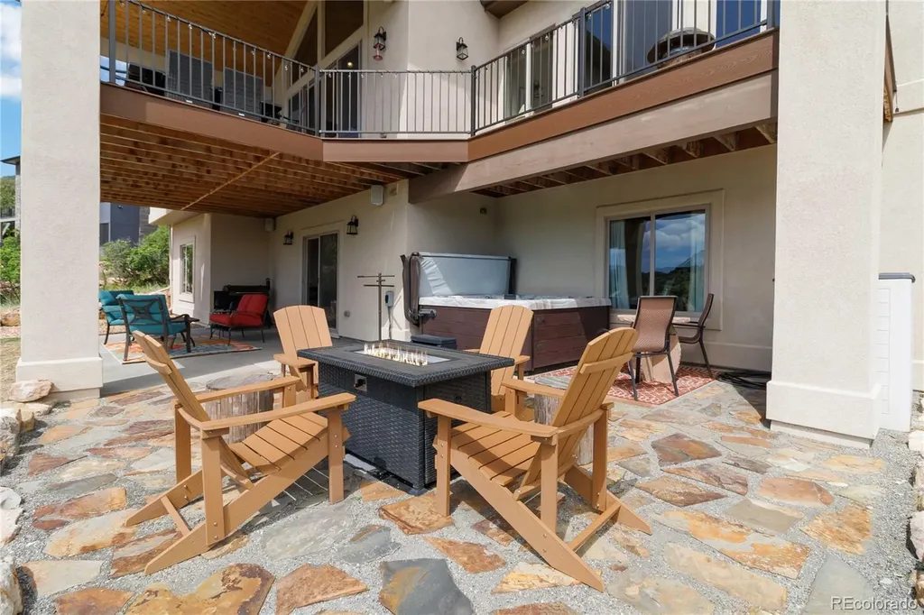 5330 Country Club Drive Larkspur CO 80118