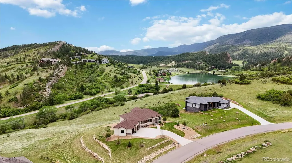 5330 Country Club Drive Larkspur CO 80118