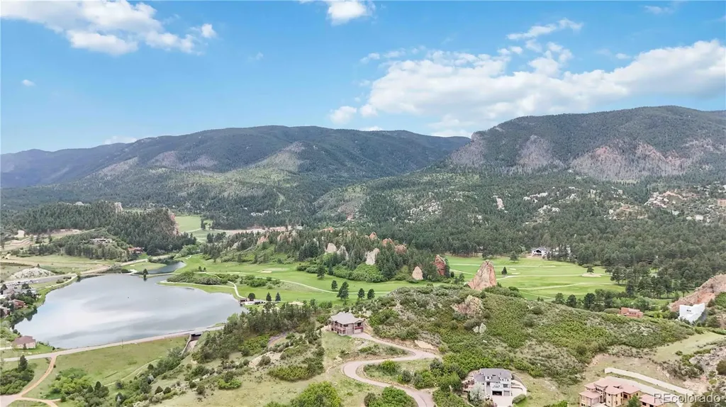 5330 Country Club Drive Larkspur CO 80118