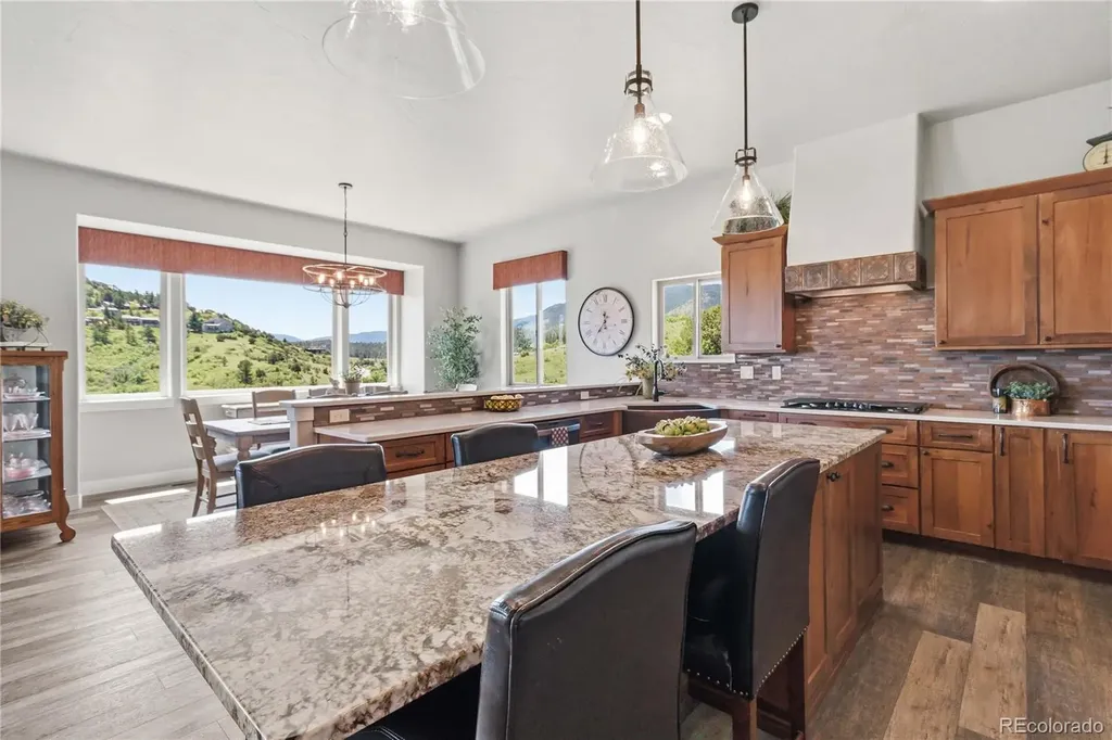 5330 Country Club Drive Larkspur CO 80118