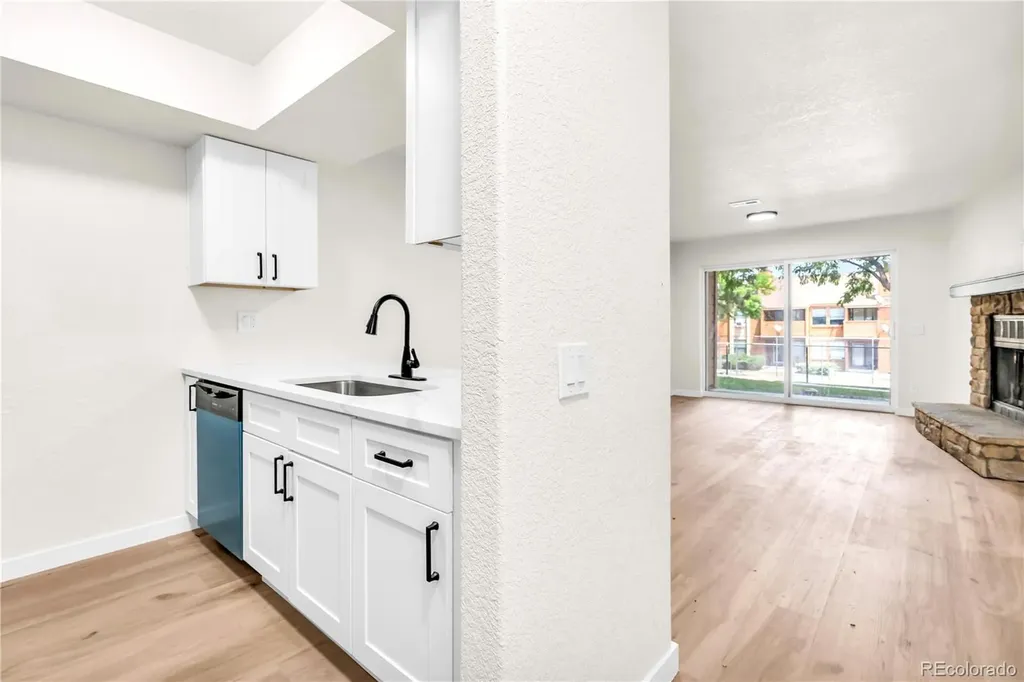 4271 S Salida Way Aurora CO 80013