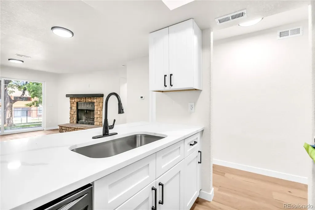 4271 S Salida Way Aurora CO 80013