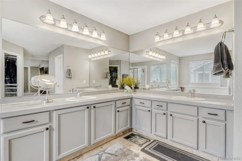 6668 S Killarney Court Aurora CO 80016