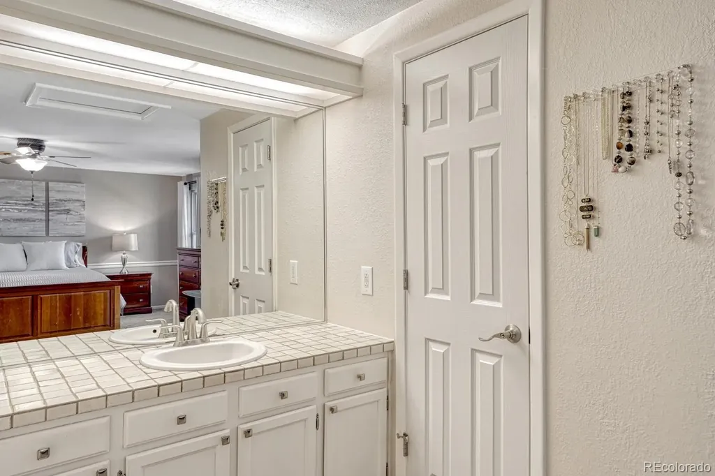 14165 E Quinn Circle Aurora CO 80015