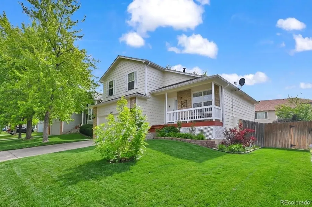 4931 S Danube Street Aurora CO 80015