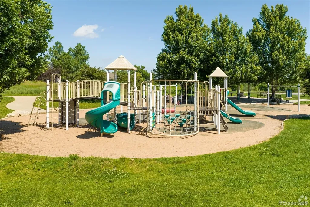 4931 S Danube Street Aurora CO 80015