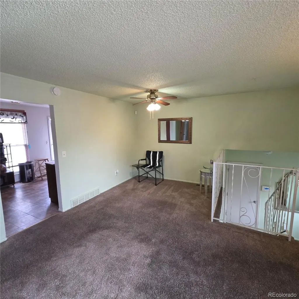 1036 Mobile Street Aurora CO 80011