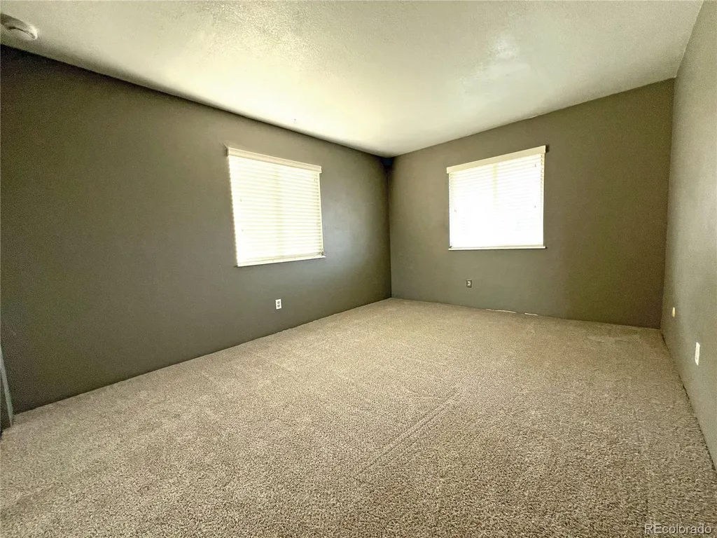 10211 Ura Lane Thornton CO 80260