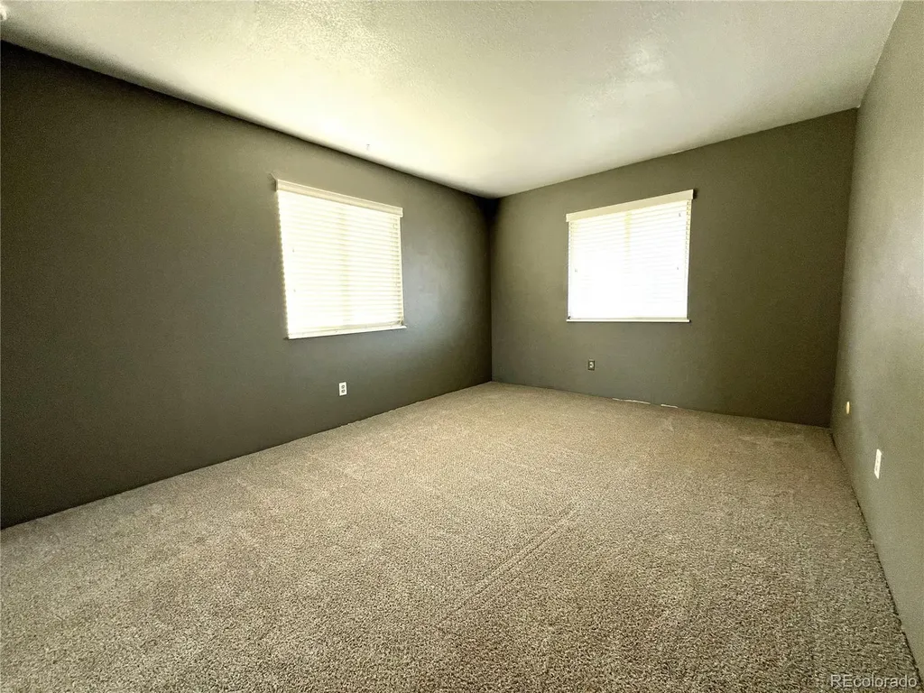 10211 Ura Lane Thornton CO 80260