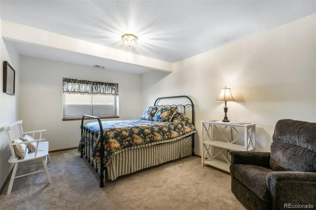 270 Luxury Lane Colorado Springs CO 80921