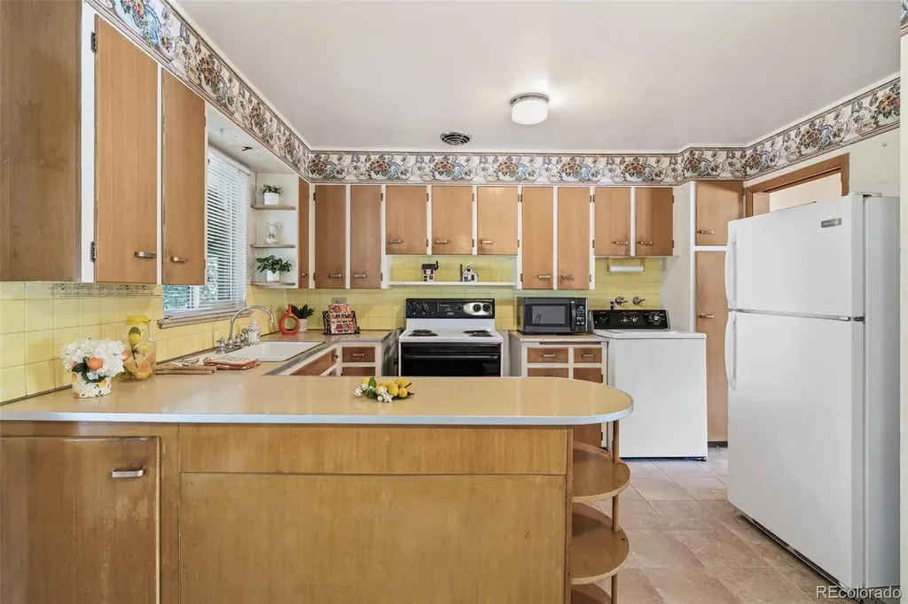 5845 W 37th Avenue Denver CO 80212