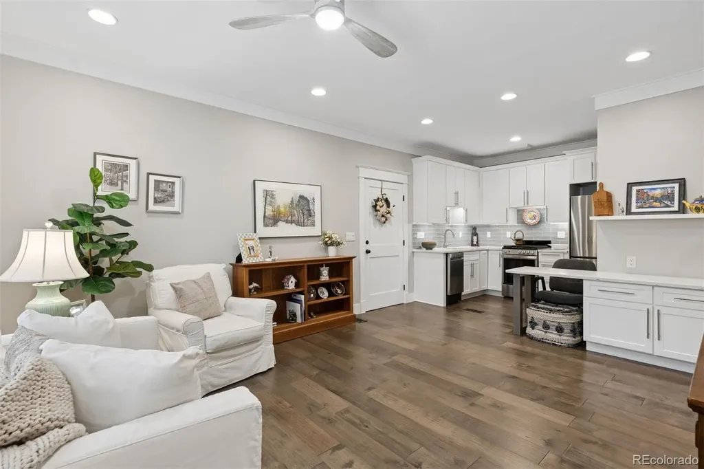 672 Cumberland Road Larkspur CO 80118