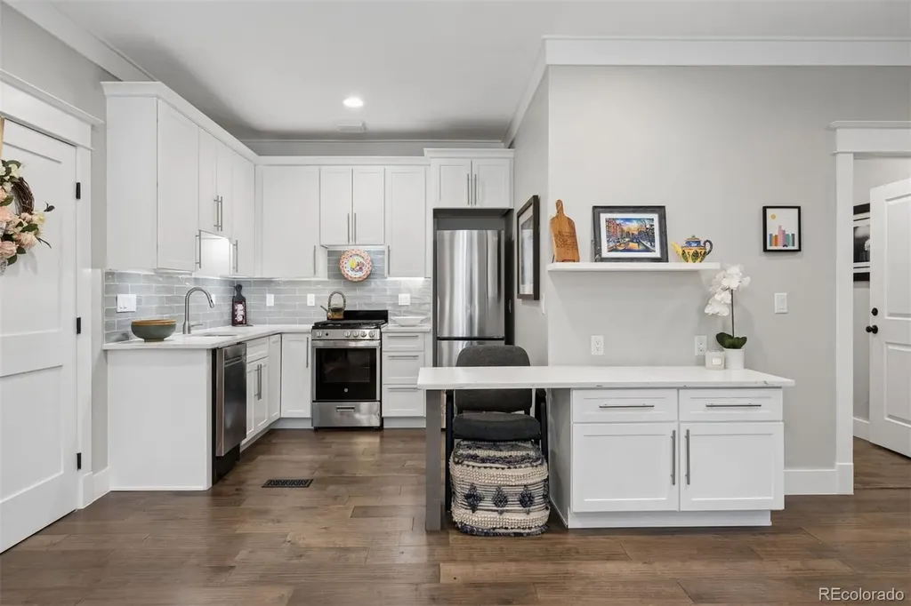 672 Cumberland Road Larkspur CO 80118