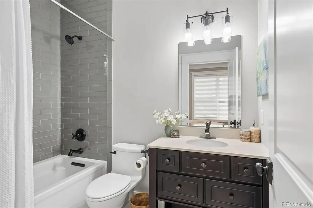 672 Cumberland Road Larkspur CO 80118