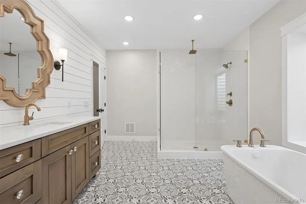 672 Cumberland Road Larkspur CO 80118