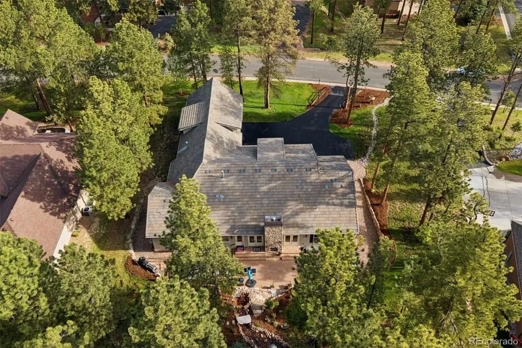 672 Cumberland Road Larkspur CO 80118