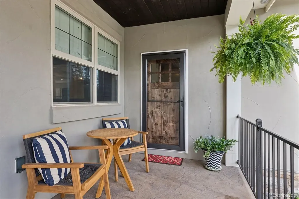 672 Cumberland Road Larkspur CO 80118