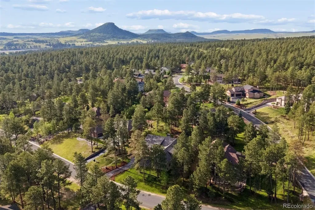 672 Cumberland Road Larkspur CO 80118