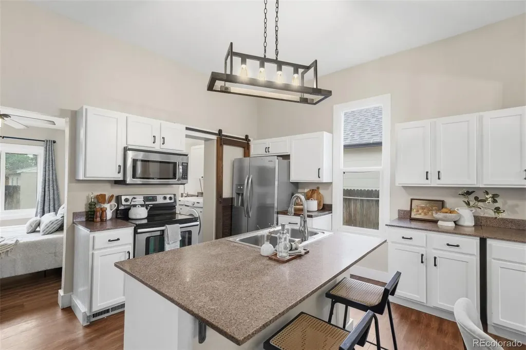 4448 Logan Street Denver CO 80216
