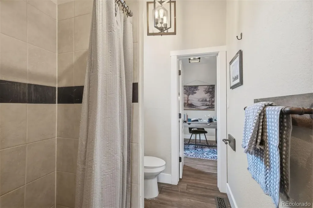 4448 Logan Street Denver CO 80216