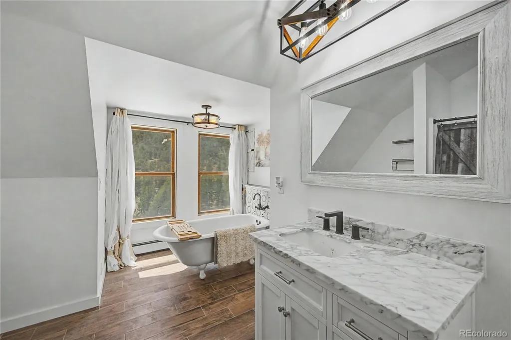 1617 Pierce Gulch Road Cotopaxi CO 81223