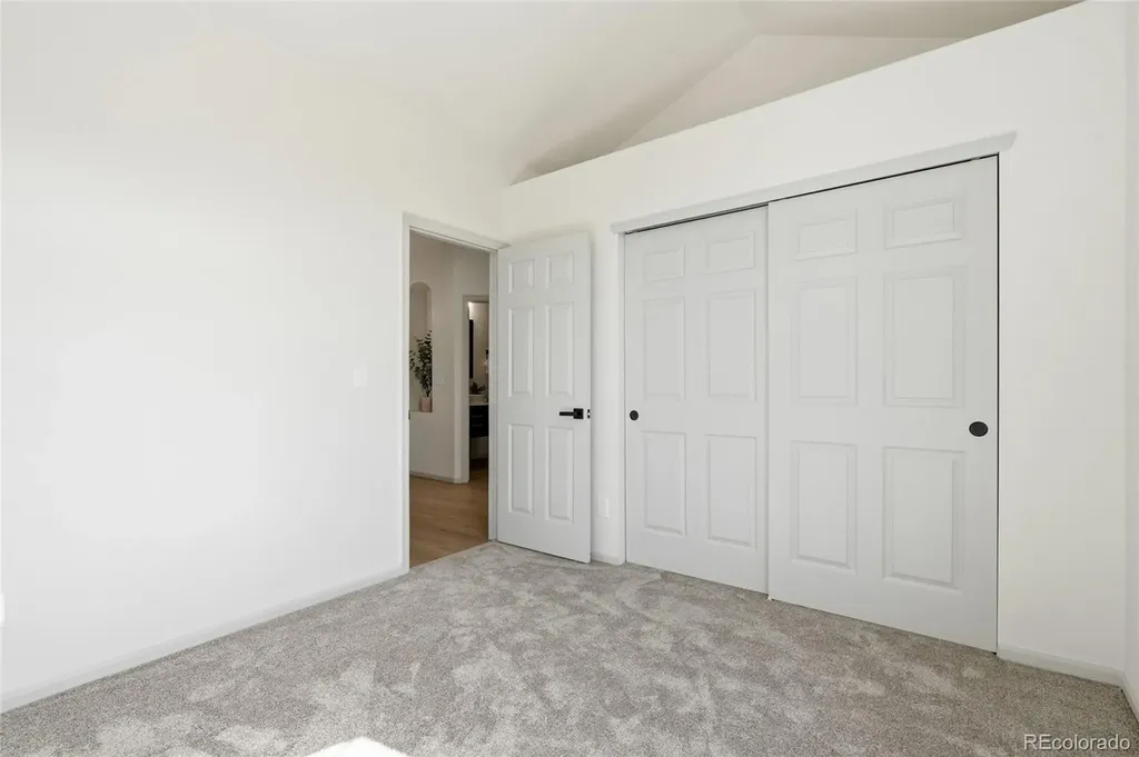 160 Granby Way Aurora CO 80011