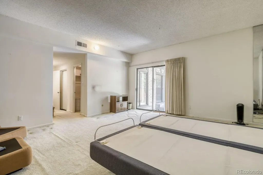 4250 S Olive Street Denver CO 80237