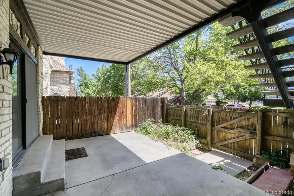 4250 S Olive Street Denver CO 80237
