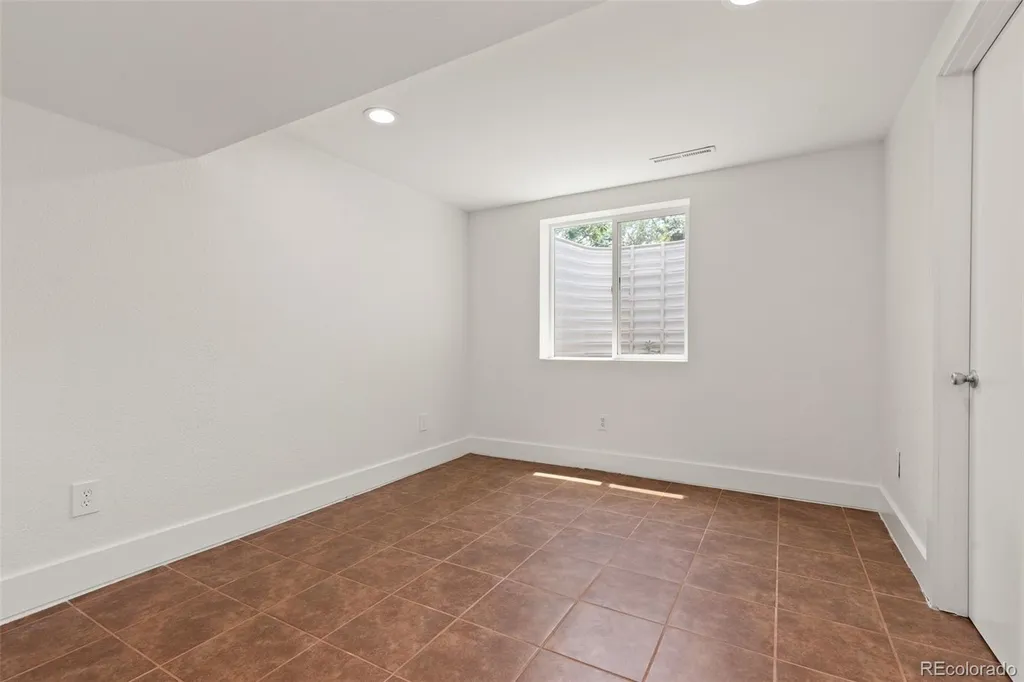1046 E 6th Circle Broomfield CO 80020