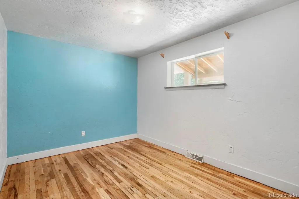 2201 W 55th Avenue Denver CO 80221