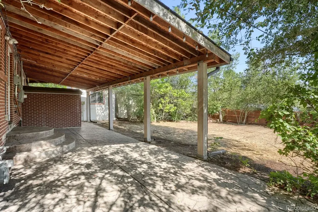 2201 W 55th Avenue Denver CO 80221
